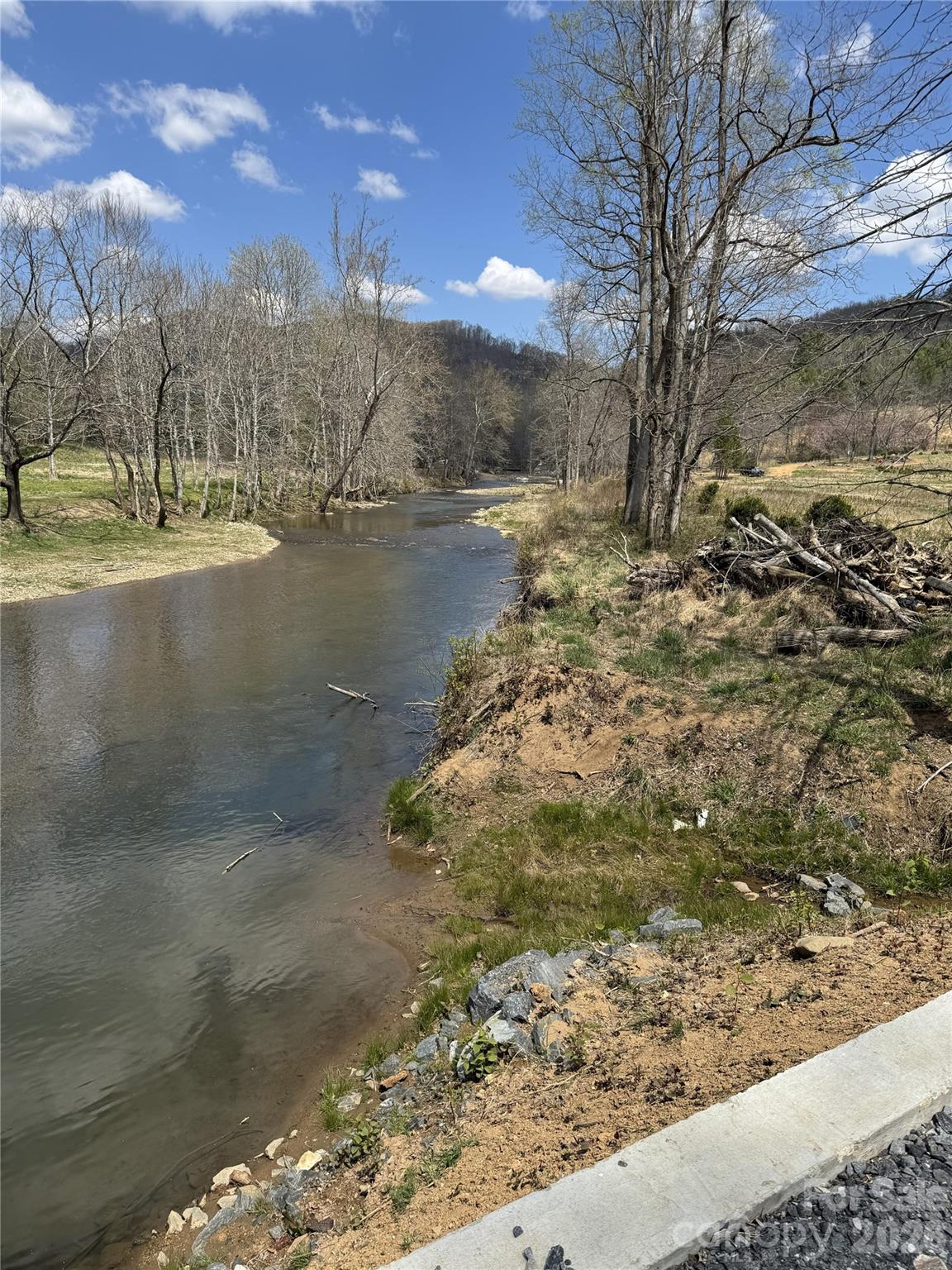 Tbd Highland River Parkway Newland NC 28657