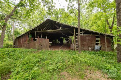 997 Tole Allison Road Mills River NC 28759