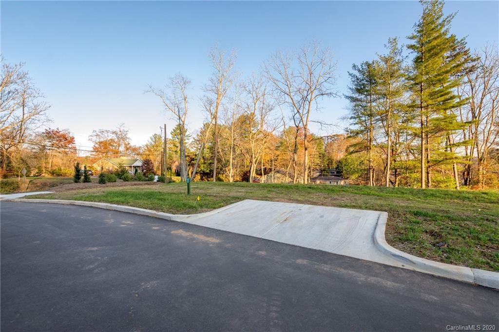 4 Malvern Walk Asheville NC 28806