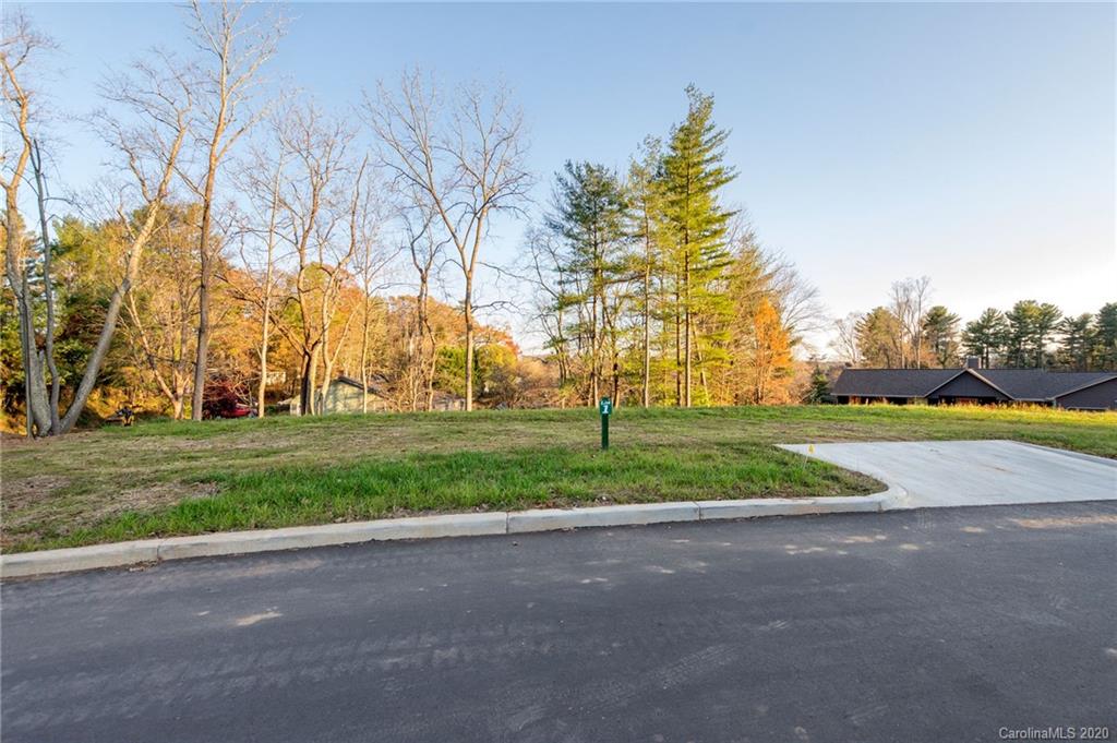 4 Malvern Walk Asheville NC 28806