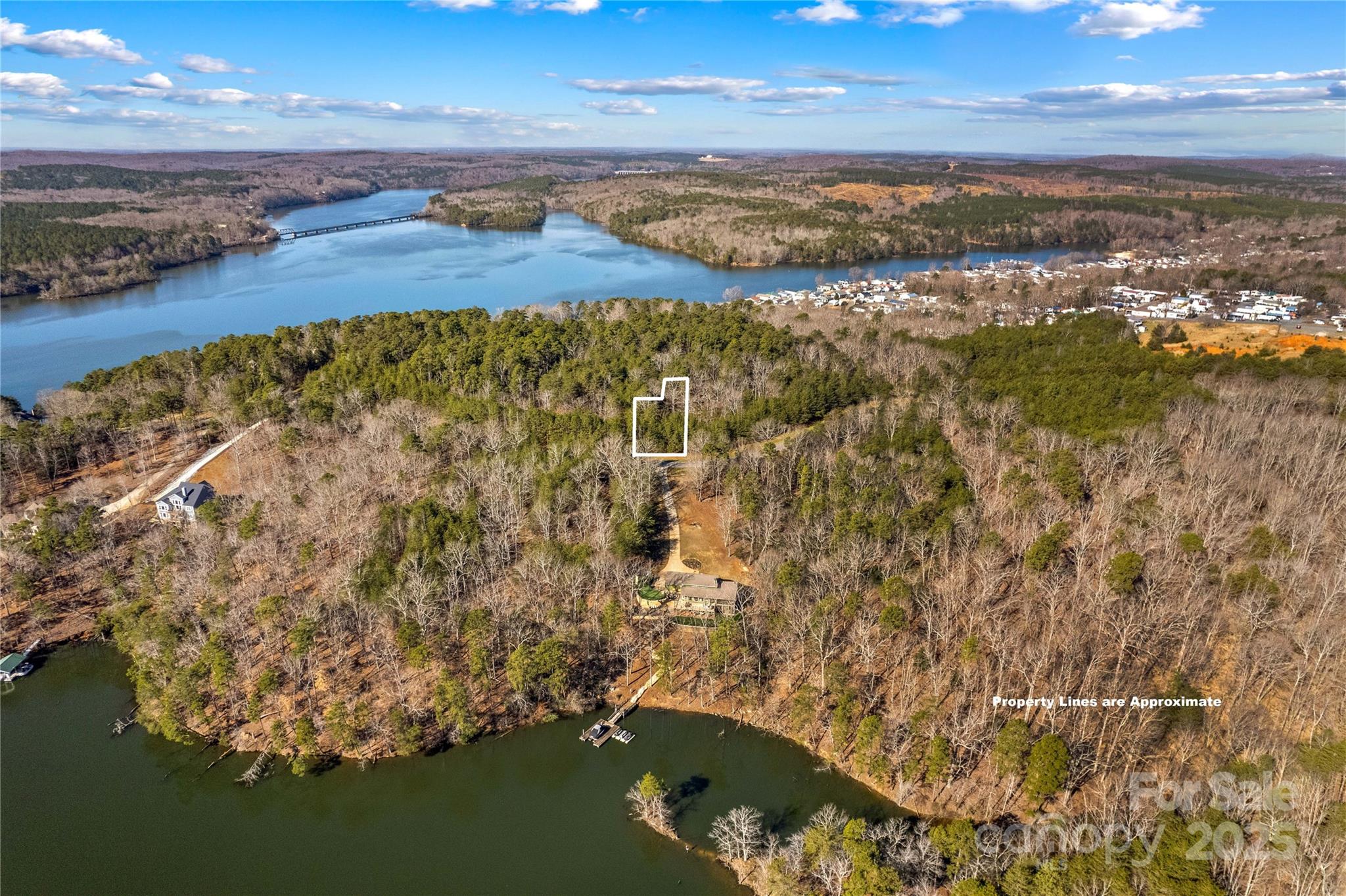 642 Whisper Lake Drive New London NC 28127