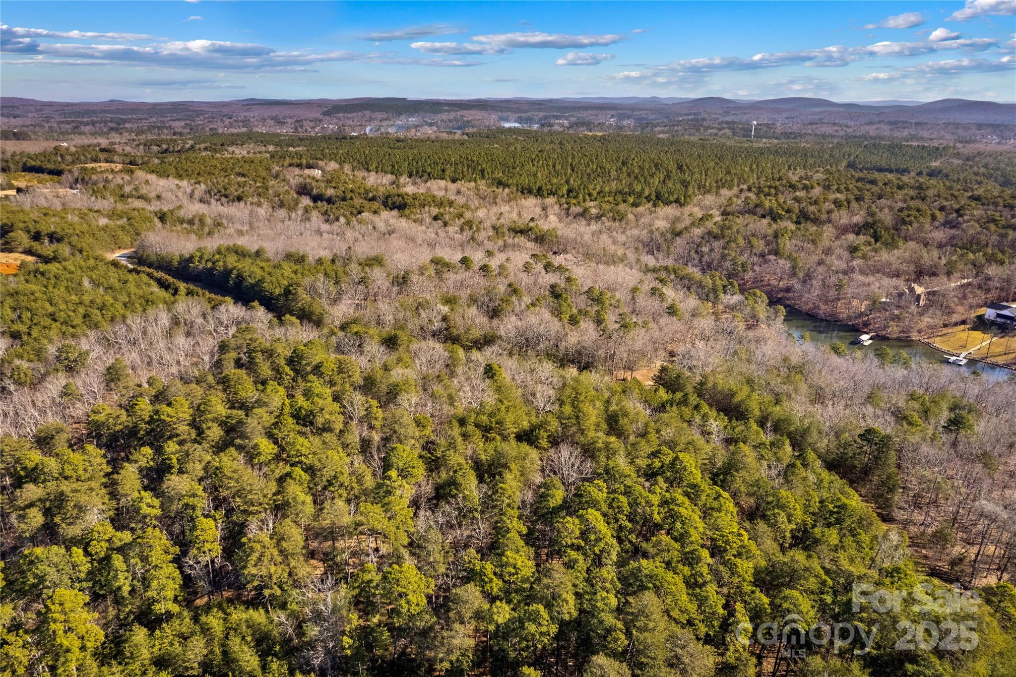 642 Whisper Lake Drive New London NC 28127