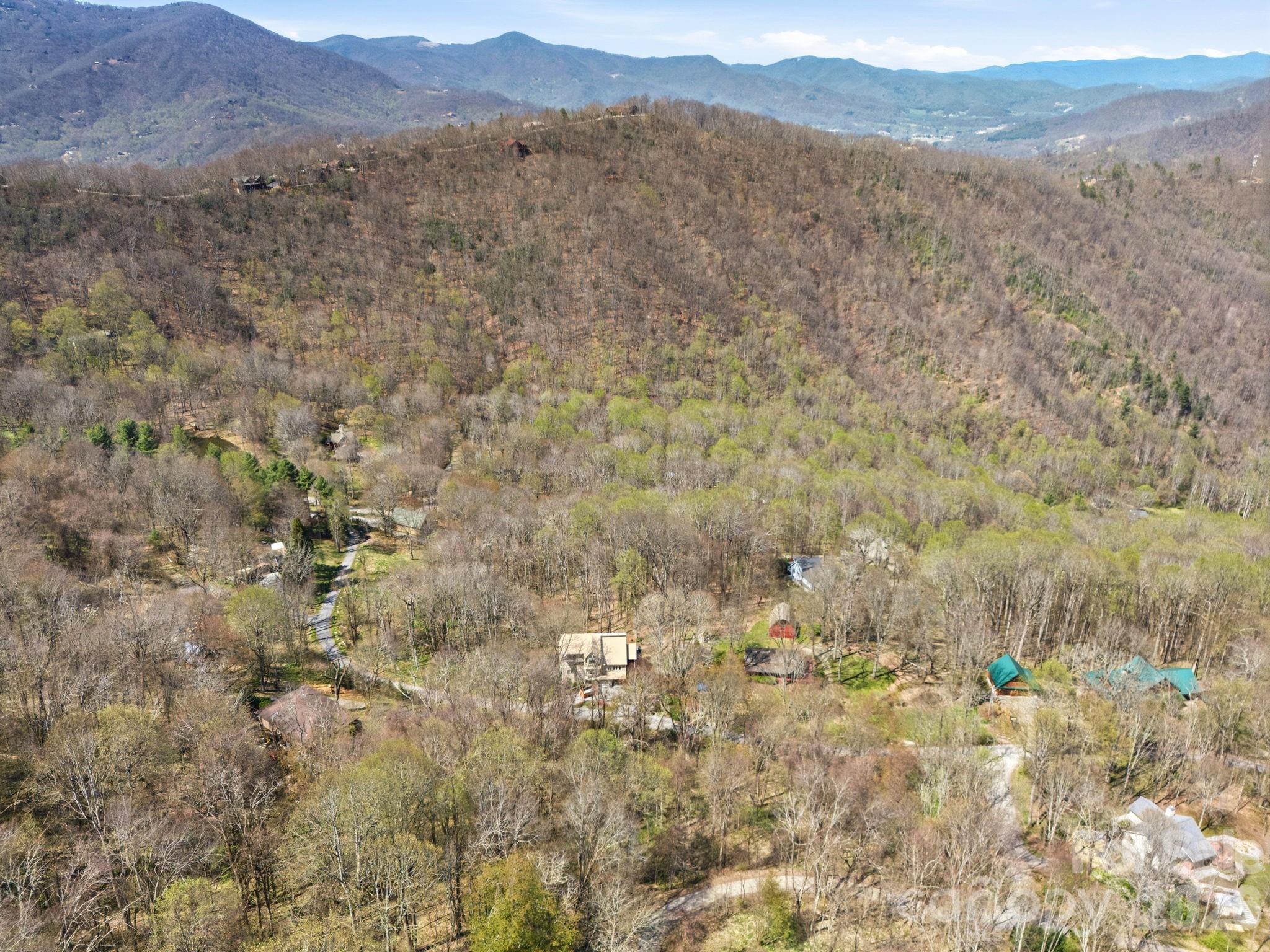 210 Apple Creek Road Waynesville NC 28786