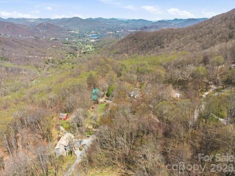 210 Apple Creek Road Waynesville NC 28786