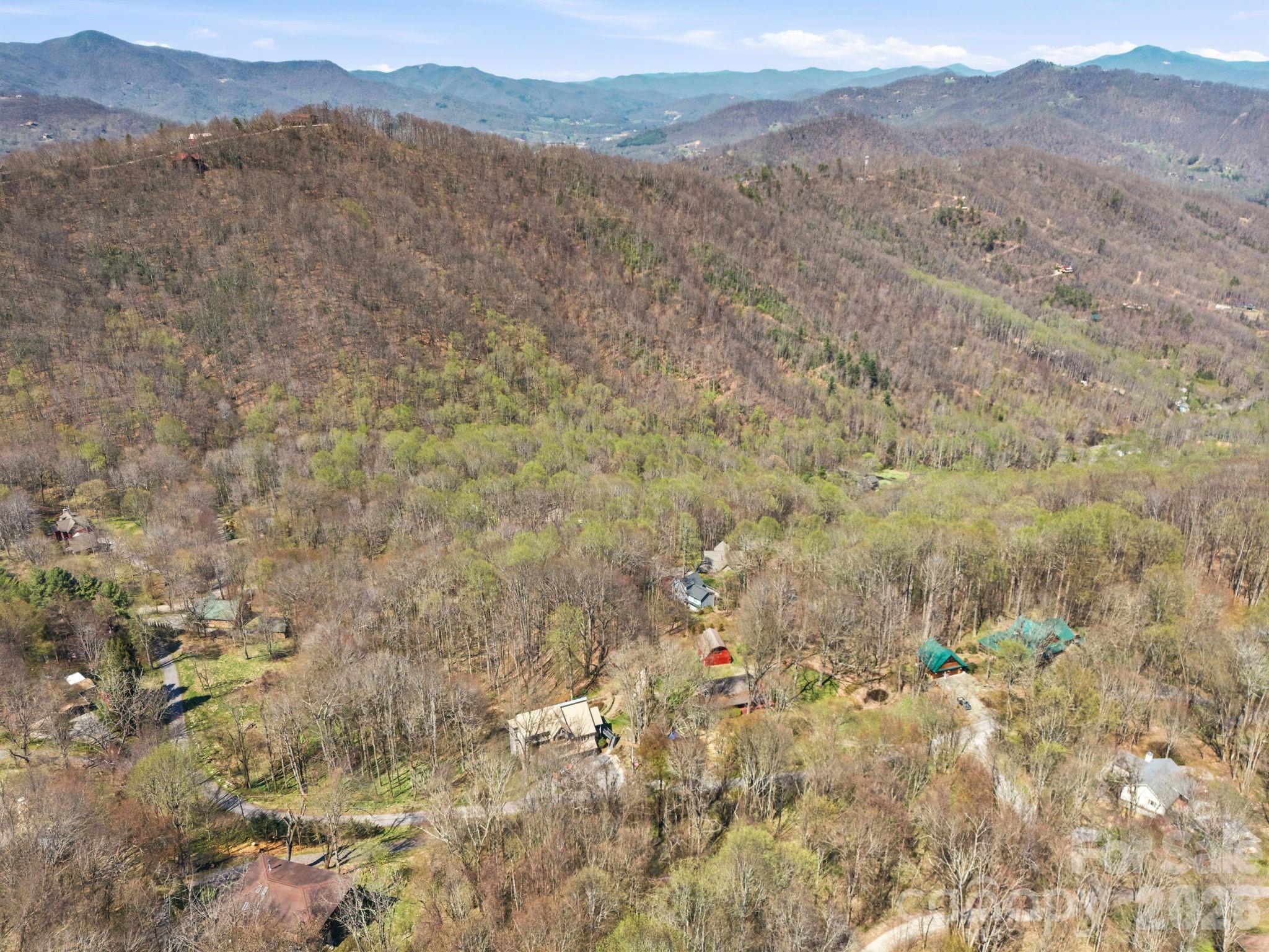 210 Apple Creek Road Waynesville NC 28786