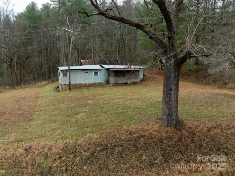 1864 Starcross Road Lenoir NC 28645