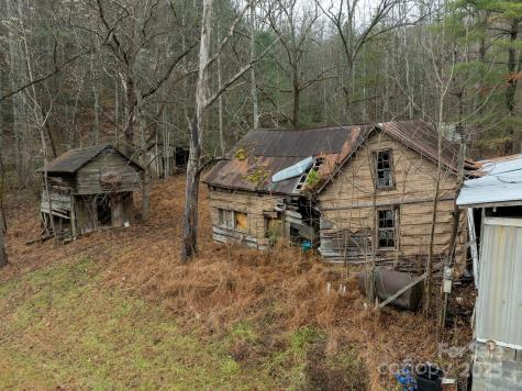 1864 Starcross Road Lenoir NC 28645