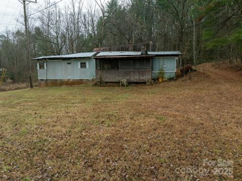 1864 Starcross Road Lenoir NC 28645