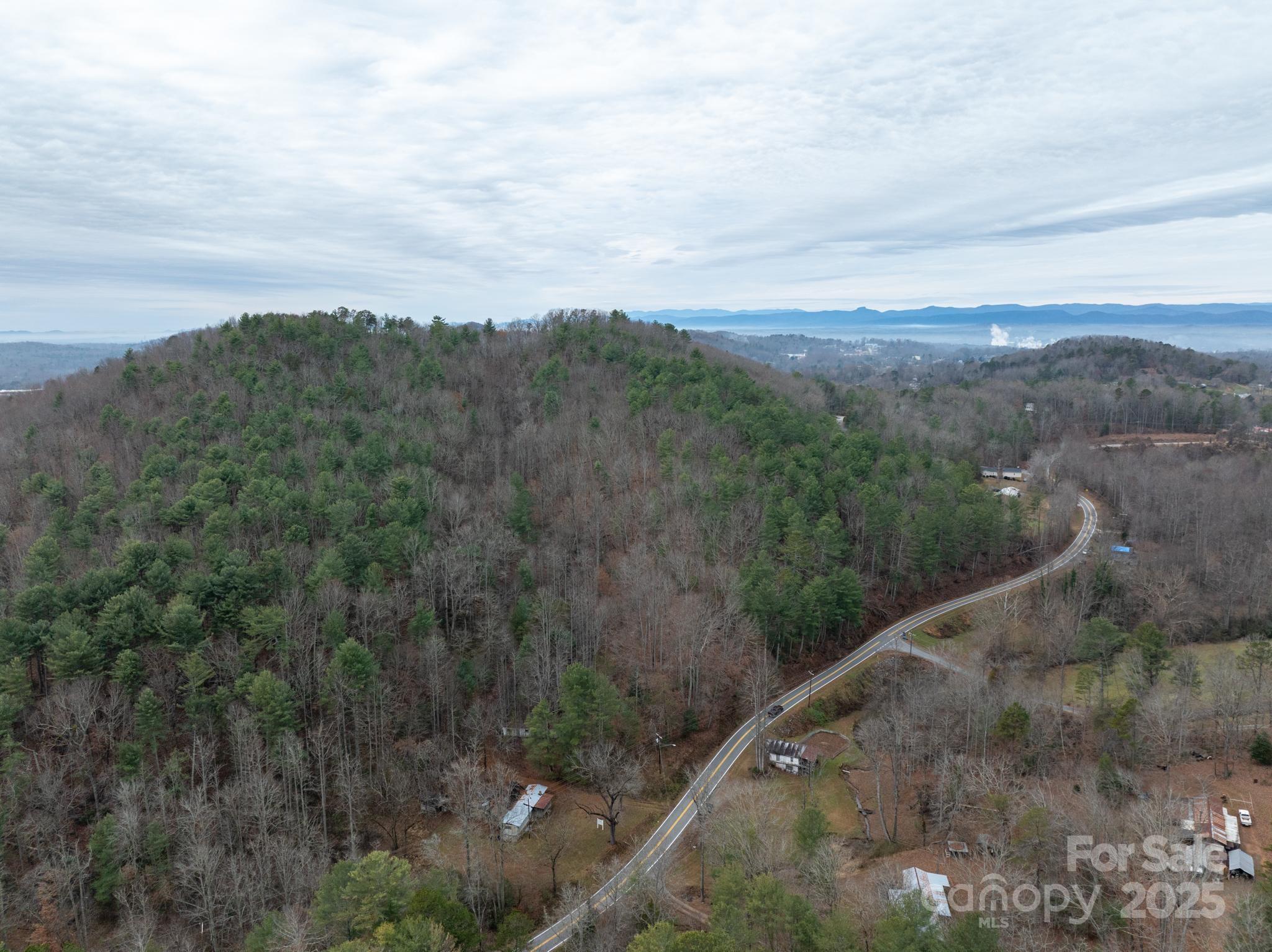 1864 Starcross Road Lenoir NC 28645