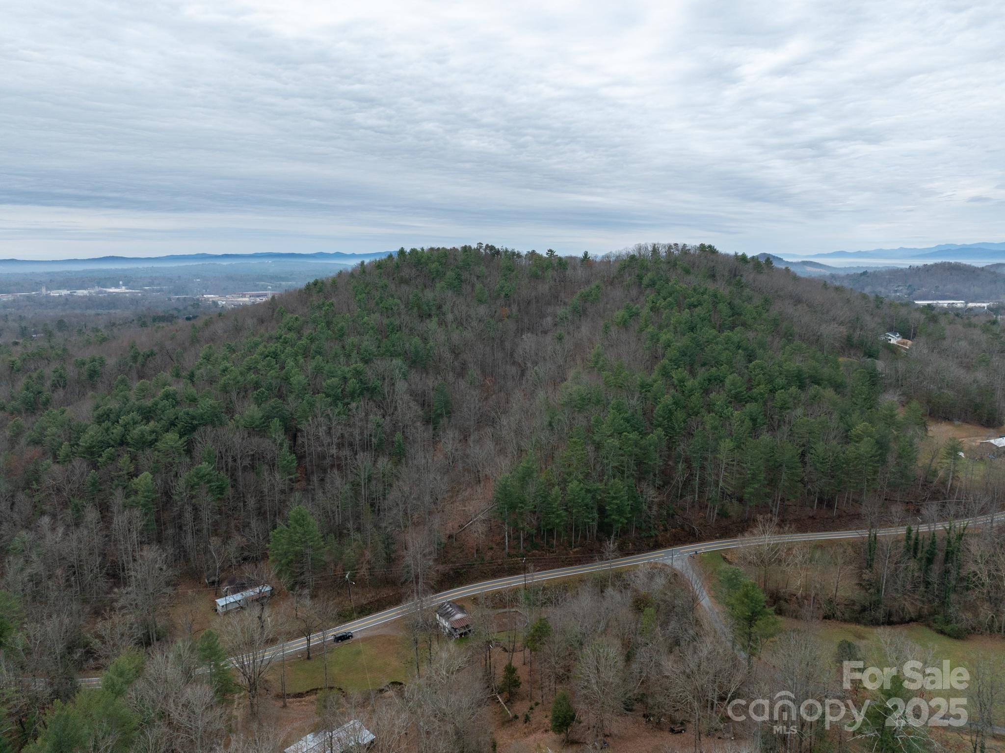 1864 Starcross Road Lenoir NC 28645