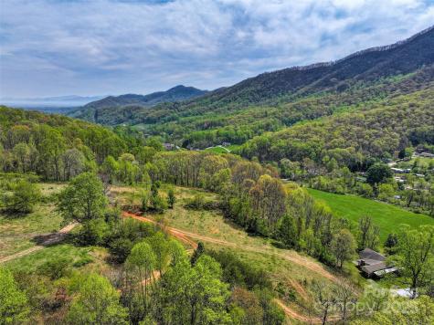1567 Newfound Road Leicester NC 28748