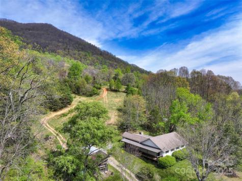 1567 Newfound Road Leicester NC 28748
