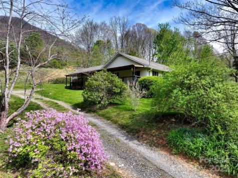1567 Newfound Road Leicester NC 28748