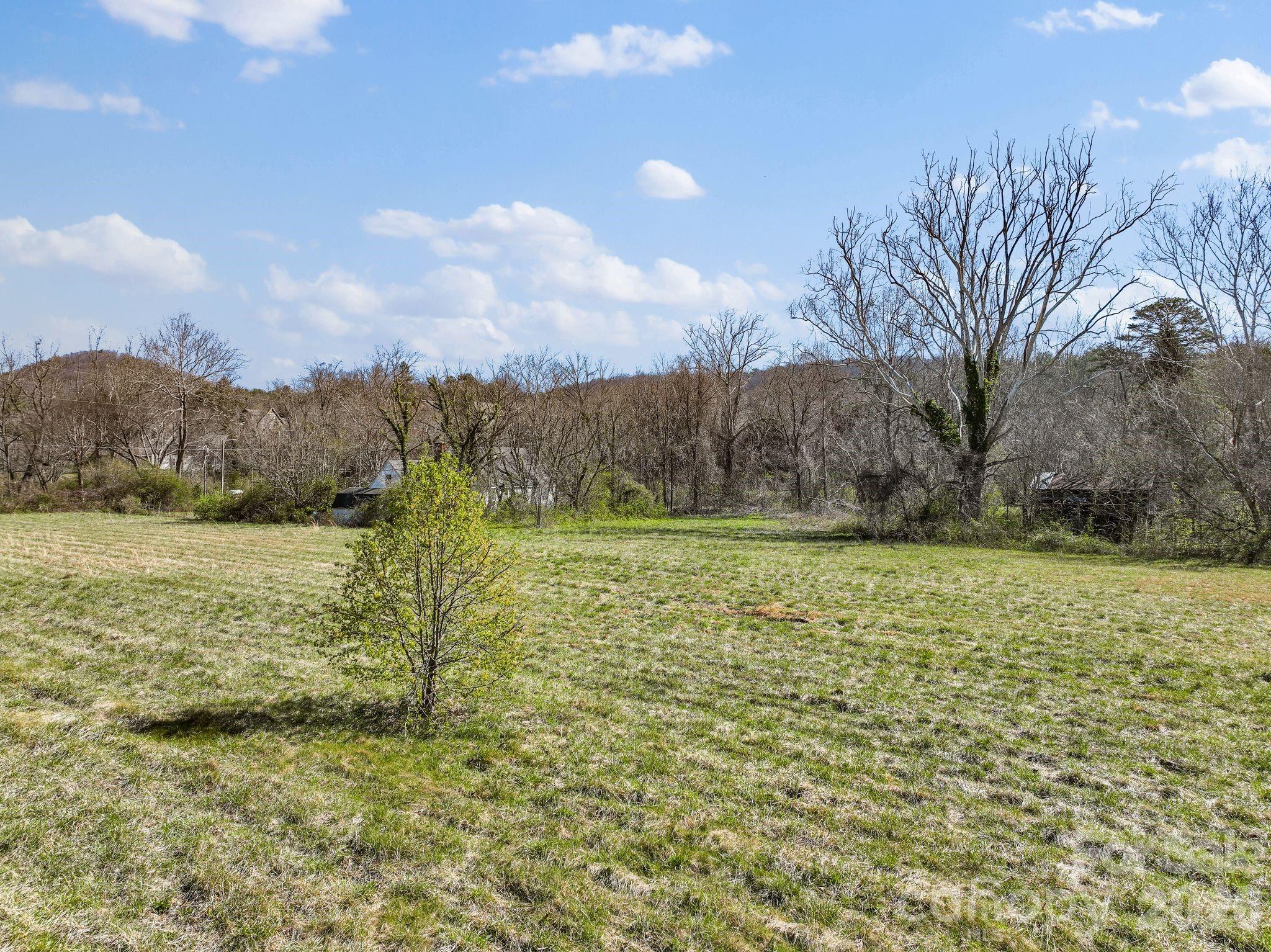 99999 New Haw Creek Road Asheville NC 28805