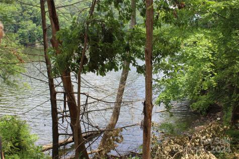 000 White Oak Road Waynesville NC 28785