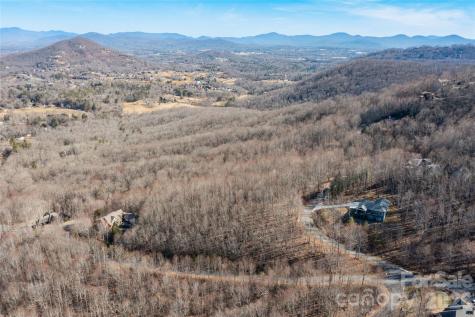 1306 Double Knob Drive Arden NC 28704