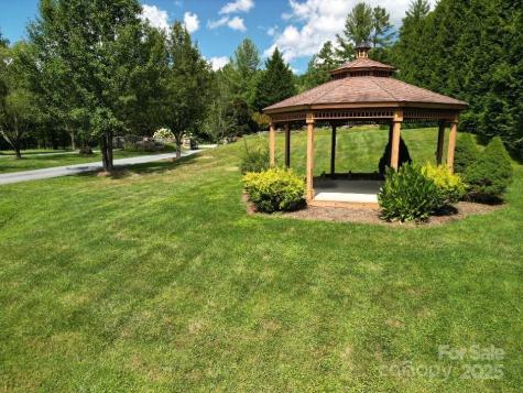 117 Sovereign Lane Fairview NC 28730