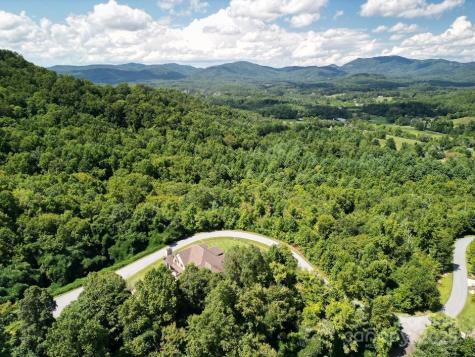 117 Sovereign Lane Fairview NC 28730