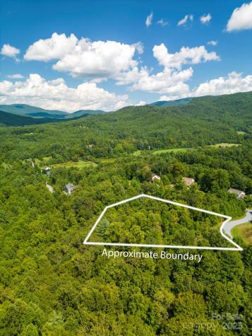 117 Sovereign Lane Fairview NC 28730