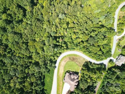 117 Sovereign Lane Fairview NC 28730