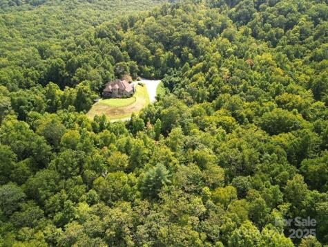 117 Sovereign Lane Fairview NC 28730