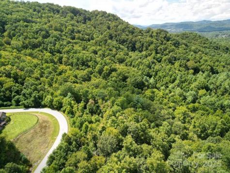 117 Sovereign Lane Fairview NC 28730