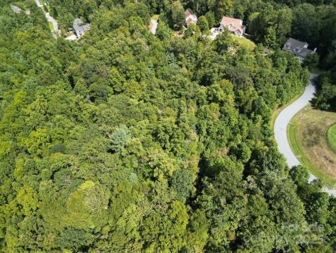 117 Sovereign Lane Fairview NC 28730