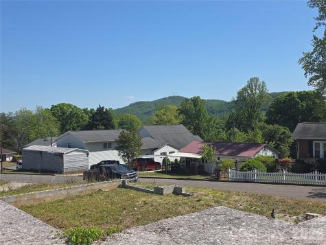 68 Nancy Tolley Street Marion NC 28752