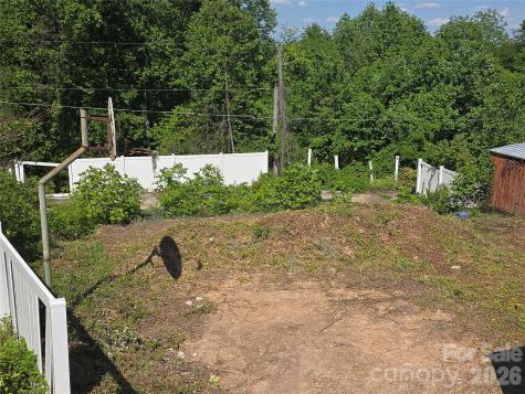 68 Nancy Tolley Street Marion NC 28752