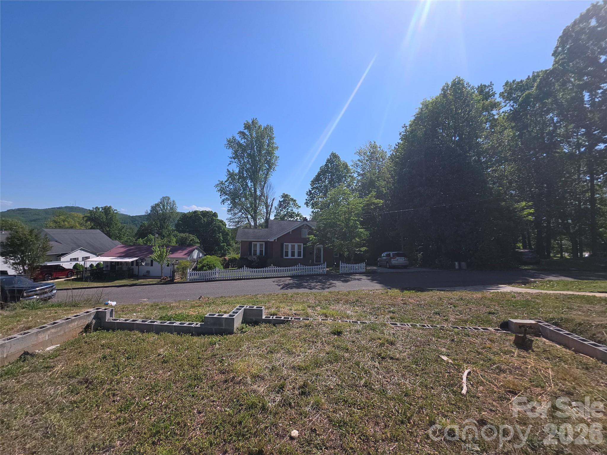 68 Nancy Tolley Street Marion NC 28752