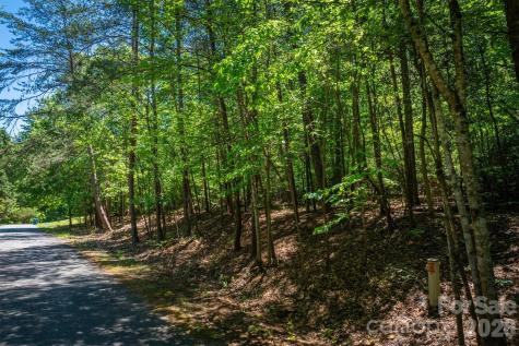 3835 Oak Drive Valdese NC 28690