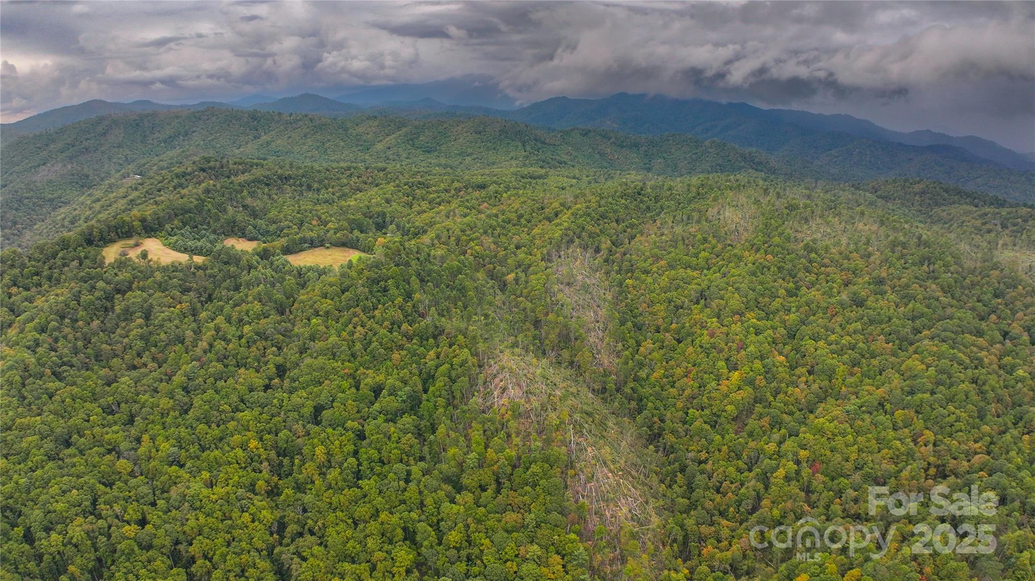 999 Poplar Creek Road Green Mountain NC 28740
