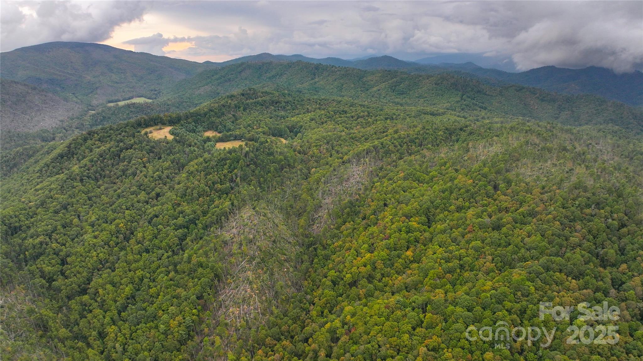 999 Poplar Creek Road Green Mountain NC 28740