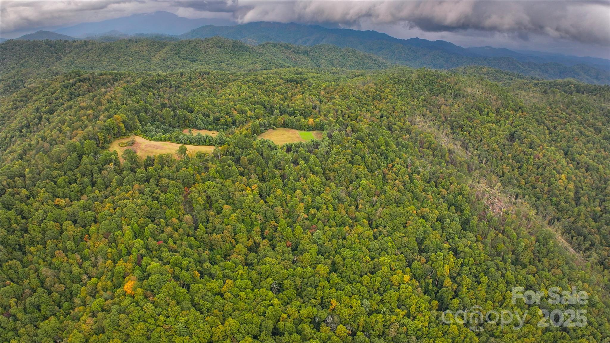 999 Poplar Creek Road Green Mountain NC 28740