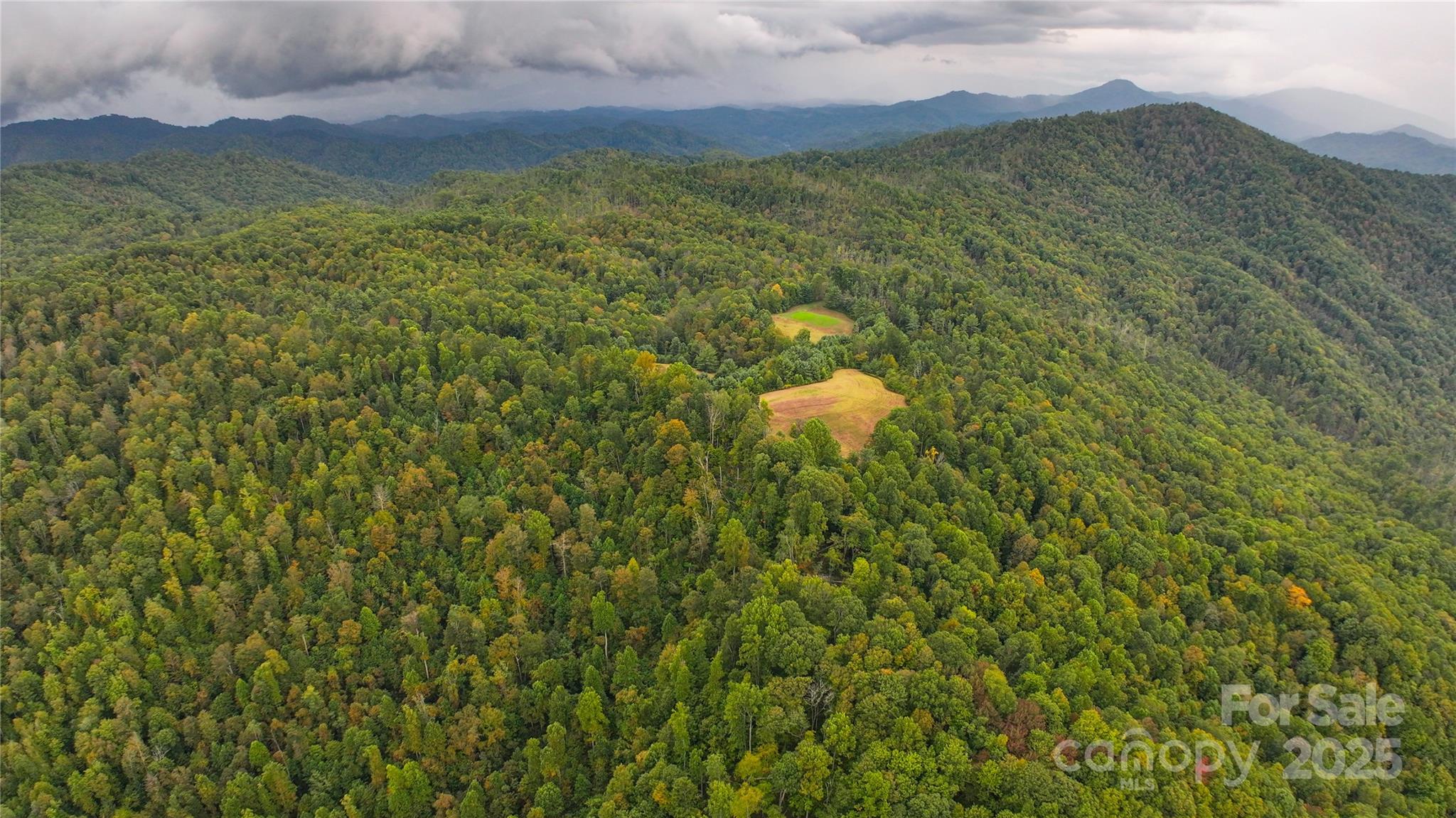 999 Poplar Creek Road Green Mountain NC 28740