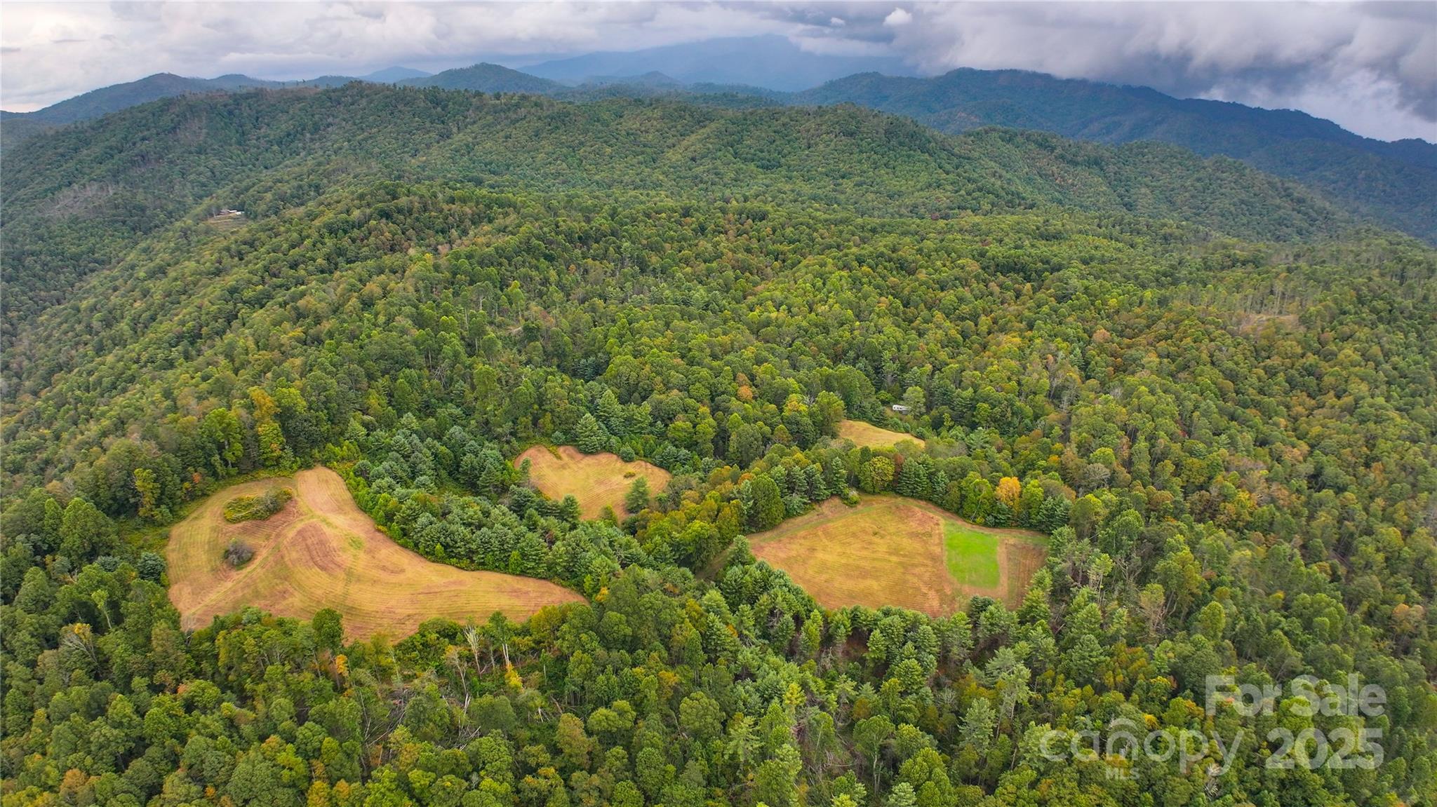 999 Poplar Creek Road Green Mountain NC 28740