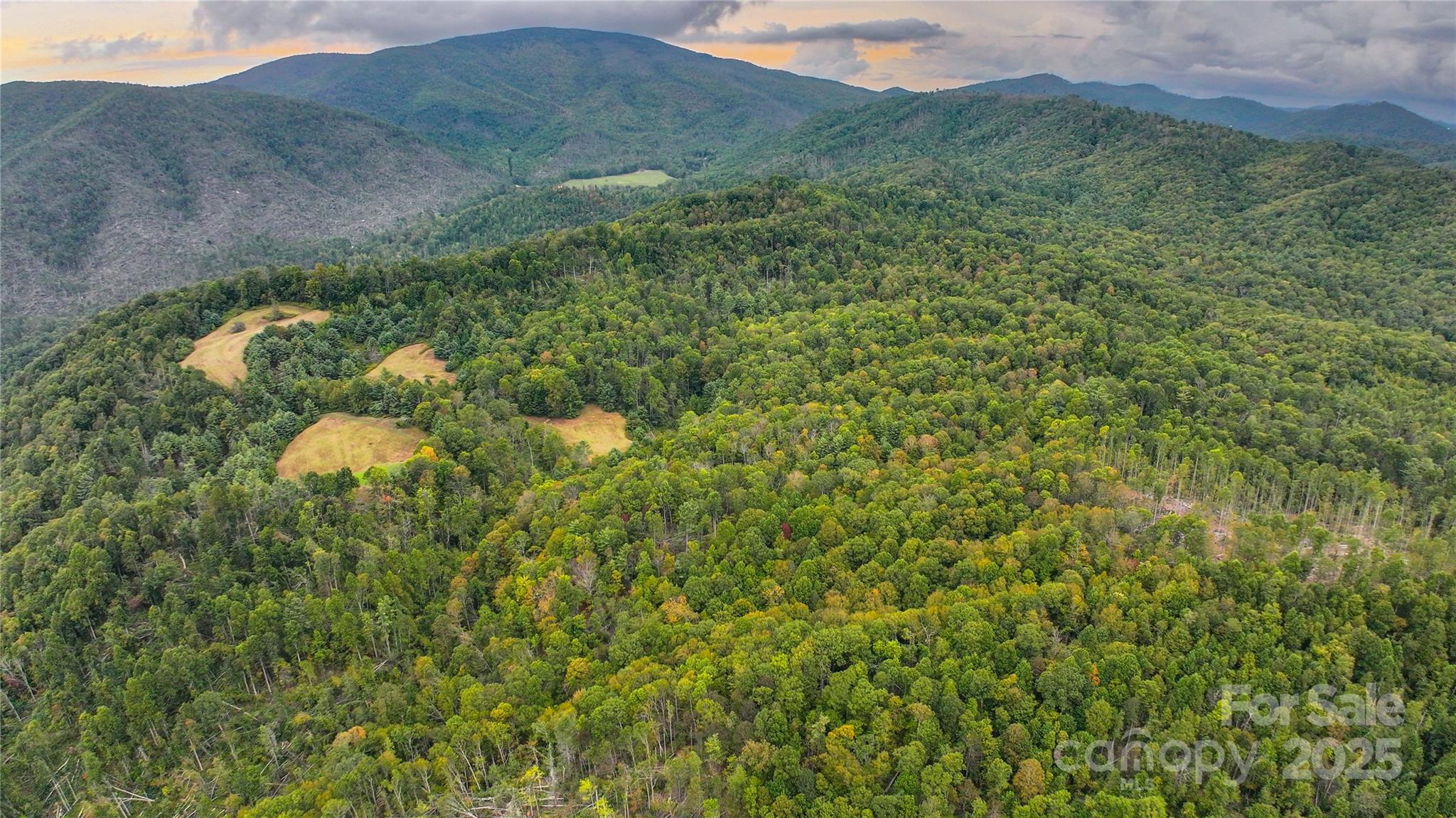 999 Poplar Creek Road Green Mountain NC 28740