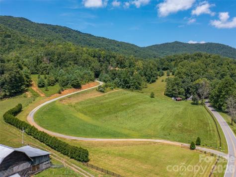 000 Locust Rough Mountain Road Burnsville NC 28714