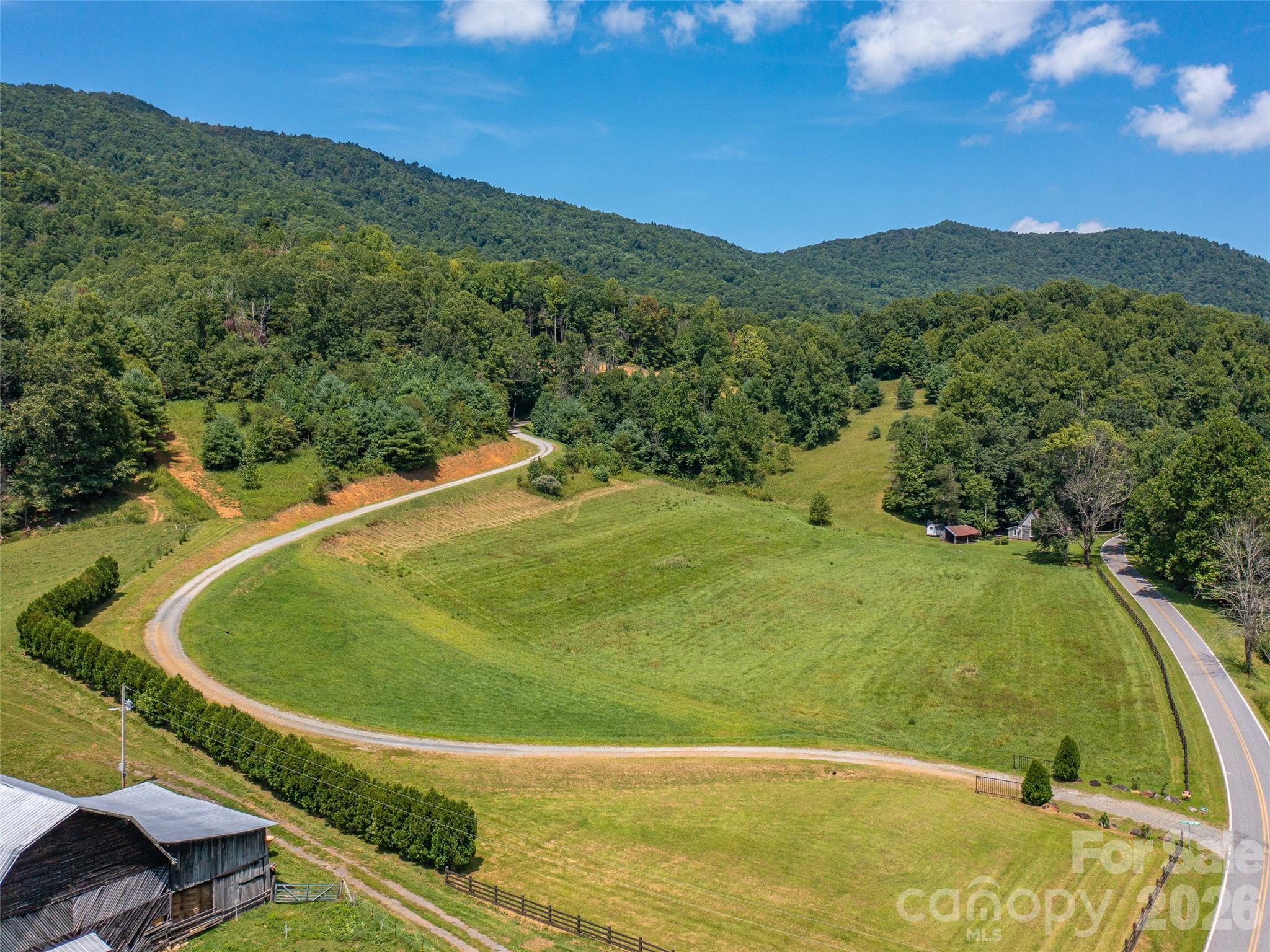 000 Locust Rough Mountain Road Burnsville NC 28714