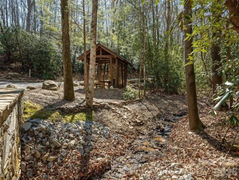 137 Nancy Ashworth Lane Fairview NC 28730