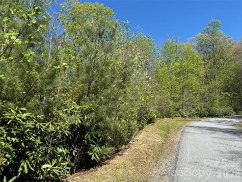 33 Reserve Road Pisgah Forest NC 28768