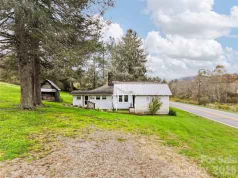 1906 & Tract 1 Ratcliff Cove Road Waynesville NC 28786