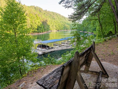 0000 Tsali Crossing N Bryson City NC 28713