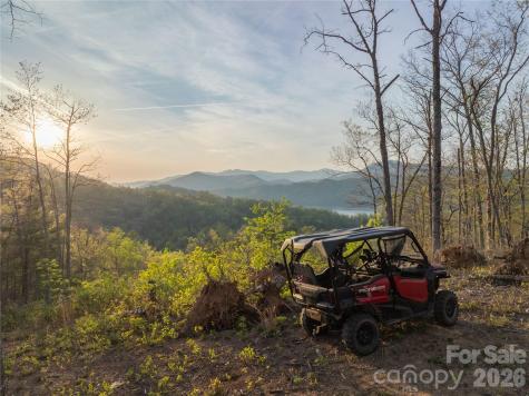 8888 Yellow Branch Road Robbinsville NC 28771