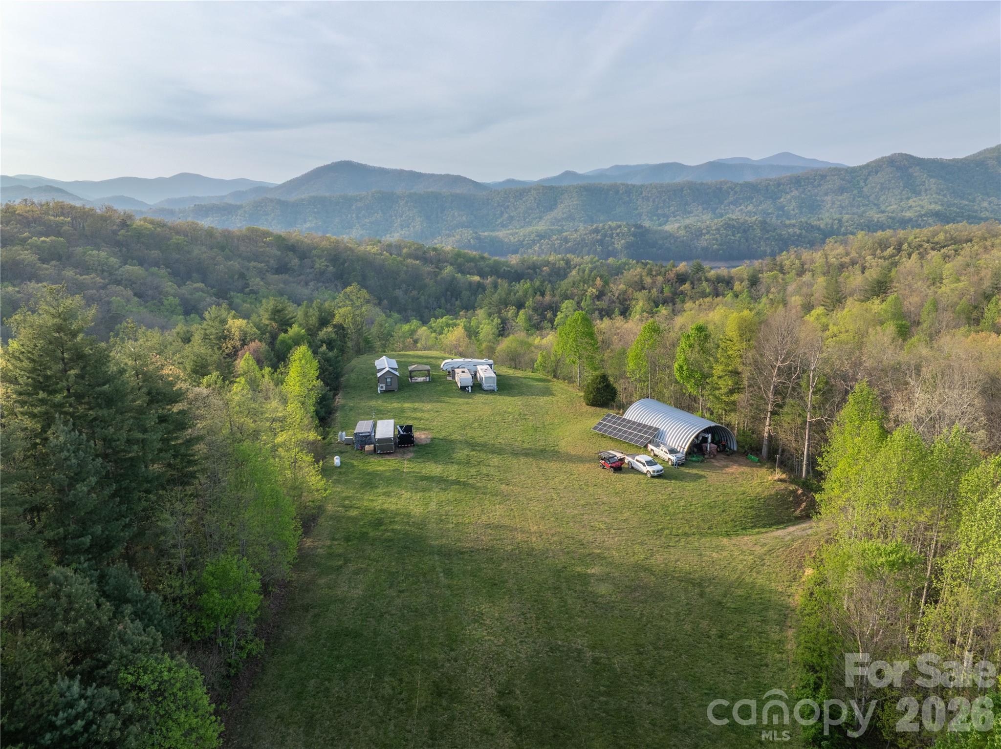 8888 Yellow Branch Road Robbinsville NC 28771