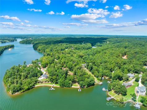 243 S Harbor Watch Drive Statesville NC 28677