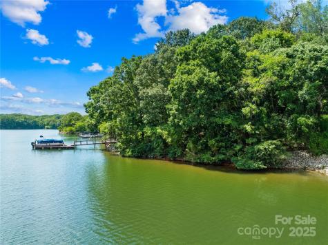 243 S Harbor Watch Drive Statesville NC 28677