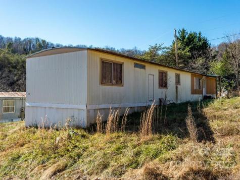 6 Tylers Run Candler NC 28715