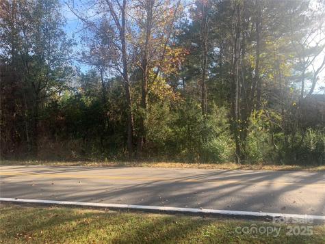 0001 Mayberry Road Dallas NC 28034