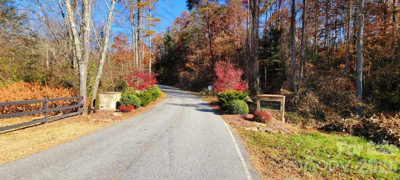 8 English Hills Drive Asheville NC 28804